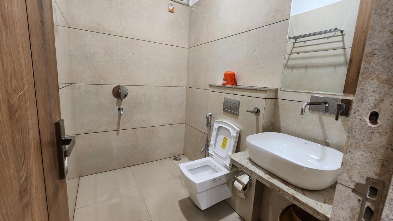 Aanandam Greens Hotel Sehore ภายนอก รูปภาพ
